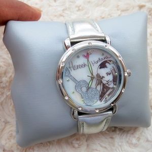HANNAH MONTANA. (MILEY CYRUS) FASHION WATCH Vintage Collectible